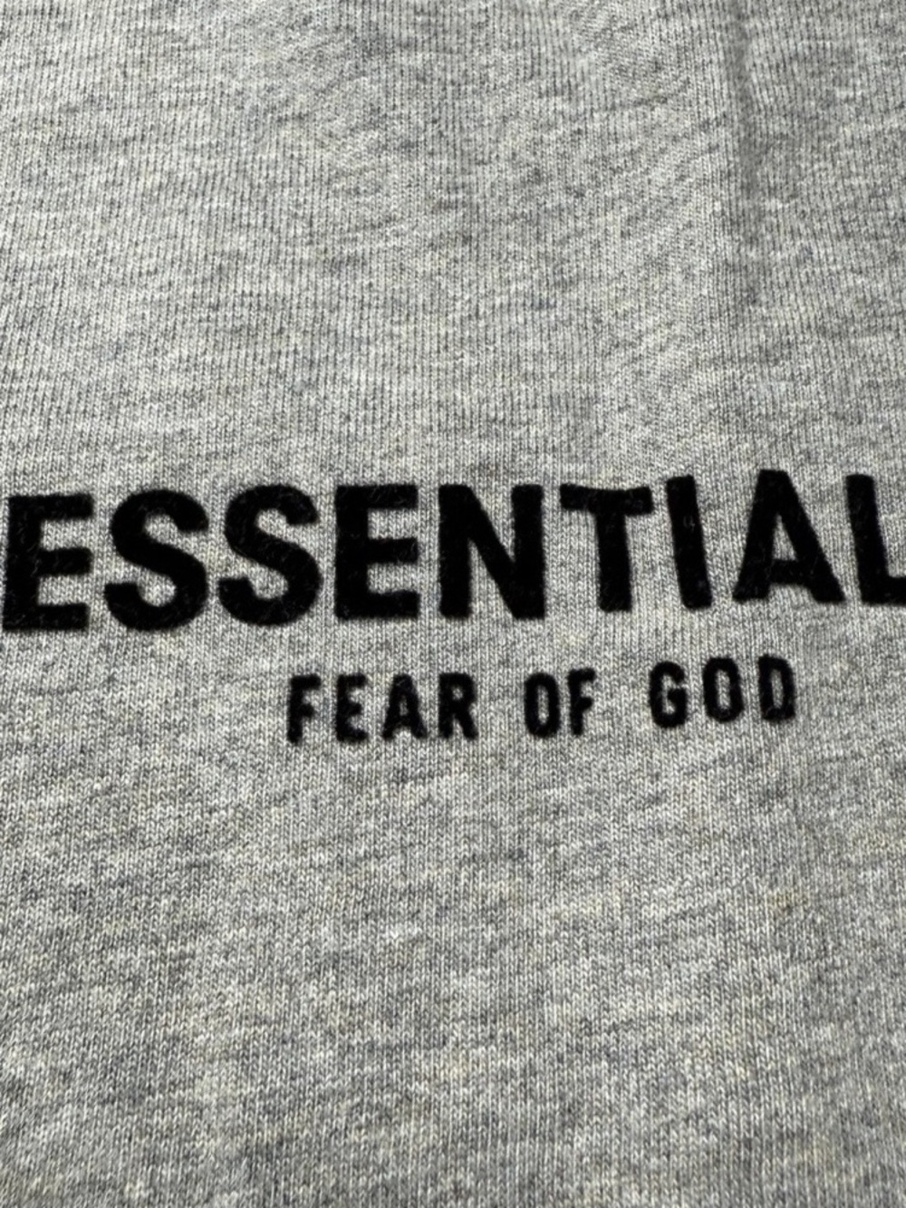 Essentials Fear of God Light Oatmeal T Shirt - Picture 3 of 5